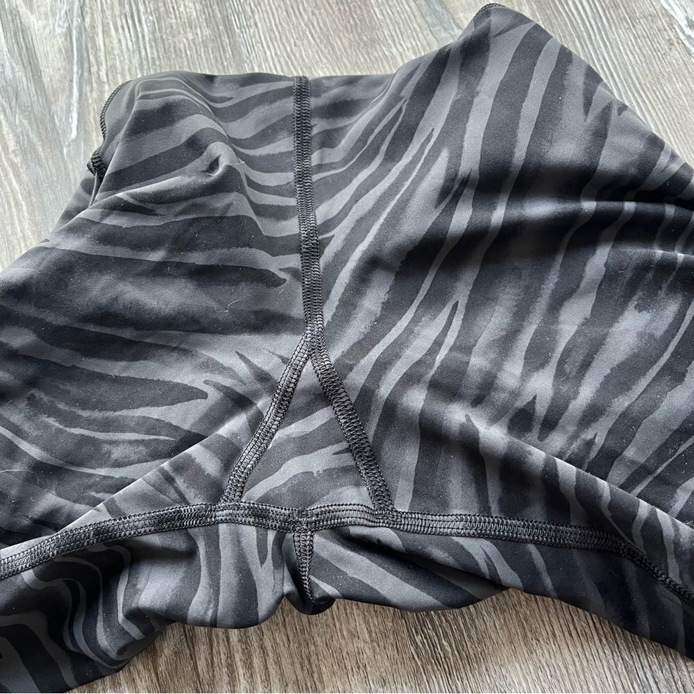 Lululemon Fast and Free Short 8" - Picture 9 of 13